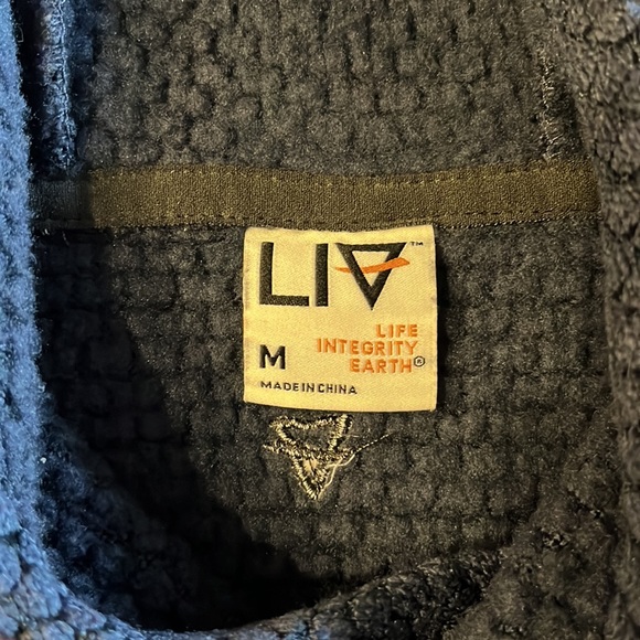 Excellent preowned condition. Made by Life Integrity Earth in a size medium. - Picture 2 of 10